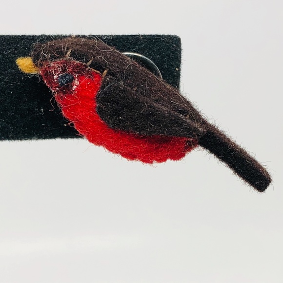 Vintage 3D Red Bird Handcrafted Fabric Earrings - Picture 4 of 8